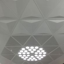  佛山南海松岗金辉装饰材料厂 主营 铝扣板 铝格栅 异型天