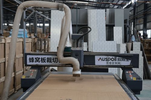 走近欧斯宝制造工厂,揭秘顶墙定制 智造 升级之路
